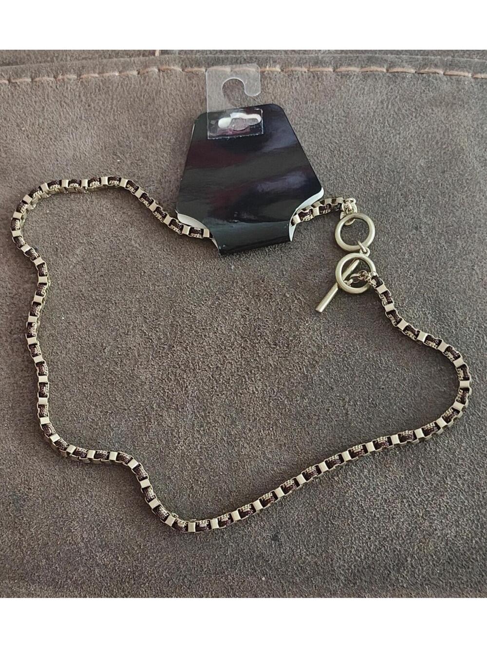 90s Cookie Lee Box Chain Necklace Featuring a Distinct Toggle Clasp Closure NWT